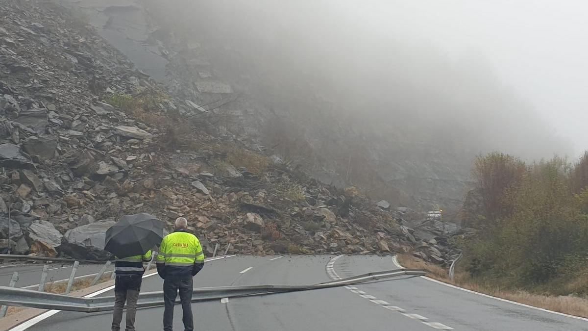 Un viaducto y un túnel para evitar la infernal ladera del argayo del Huerna: el plan alternativo que plantean dos reputados ingenieros