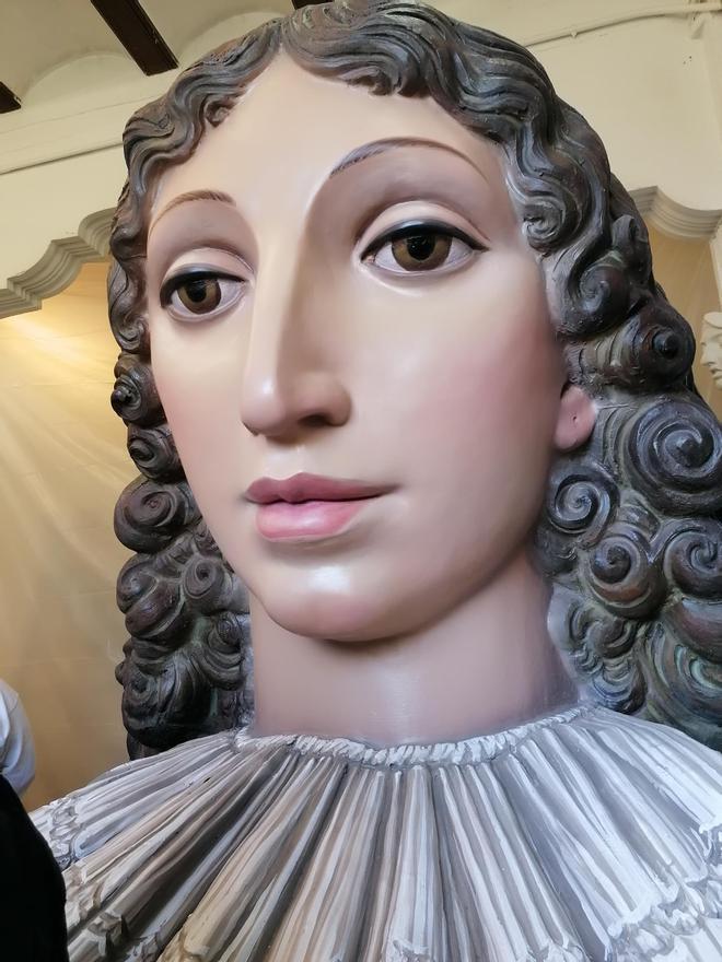 Nueva imagen de la Mare de Deu tras la restauración