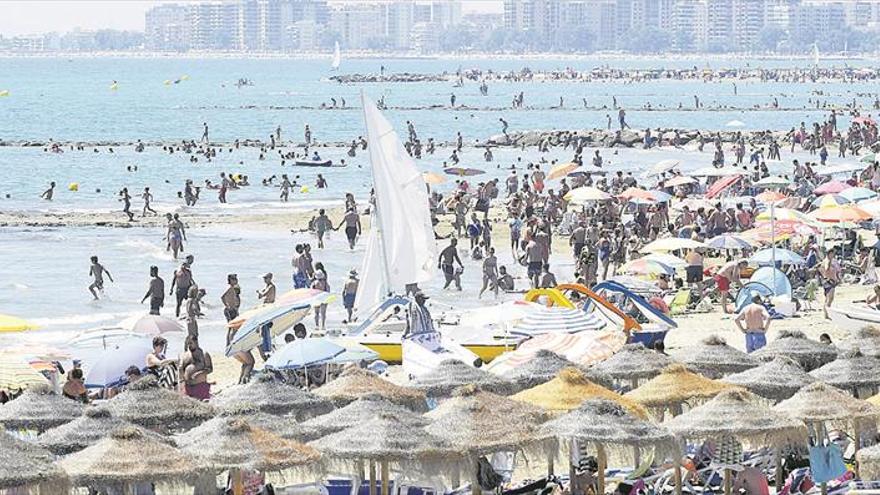 Castellón rearma su turismo ante el verano más incierto de la historia