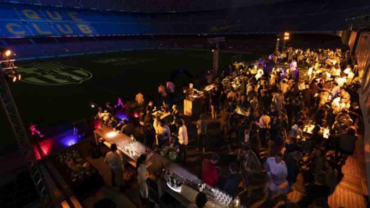 Las empresas han participado en una cena en el Camp Nou