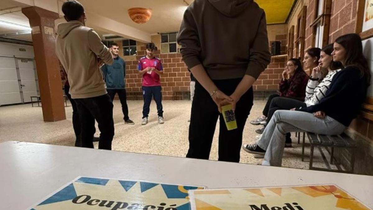 Joves de RIner en la jornada de participació