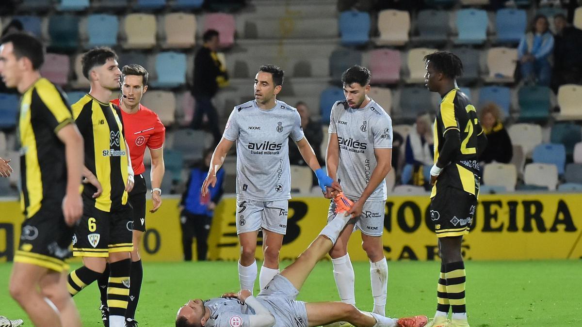 Un momento del Barakaldo-Avilés de la primera vuelta