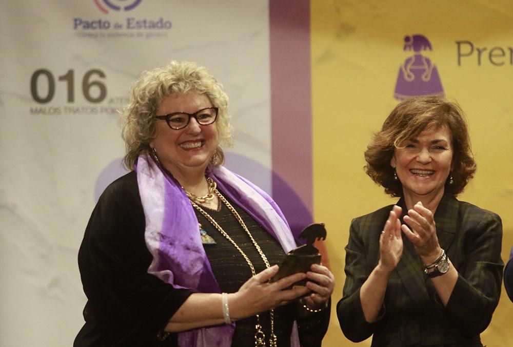 Carmen Calvo entrega los premios Meninas de Andalucía