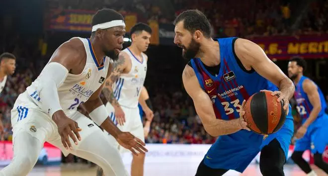 ¡Locura total en el Palau! Así fue el sufrido triunfo del Barça para igualar la final