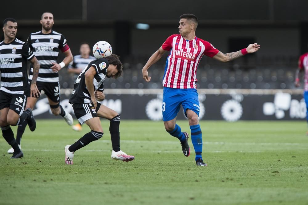 El partido entre el Cartagena y el Sporting, en imágenes