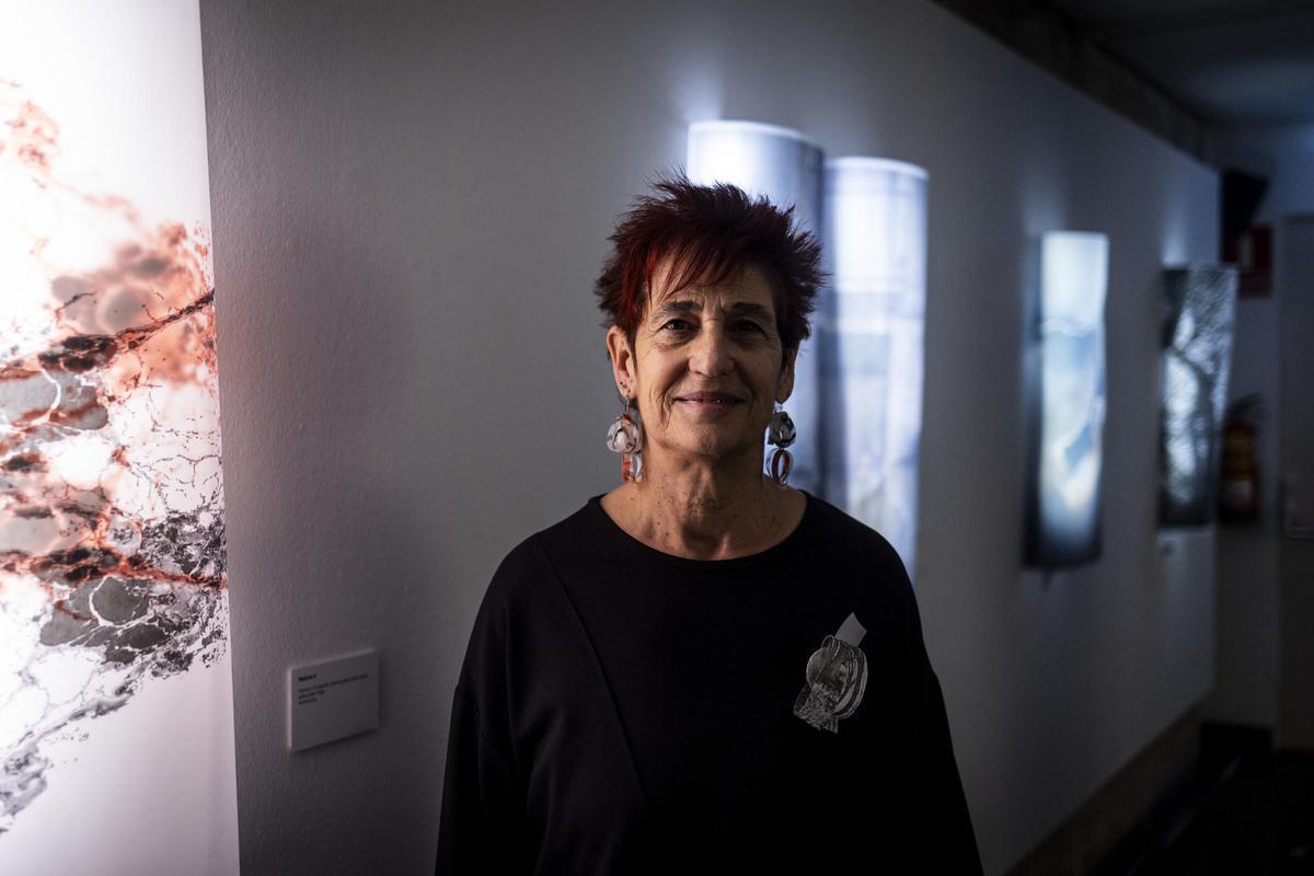 Belén Arévalo en su exposición 'A-pariciones' en el Torreón Fortea de Zaragoza.