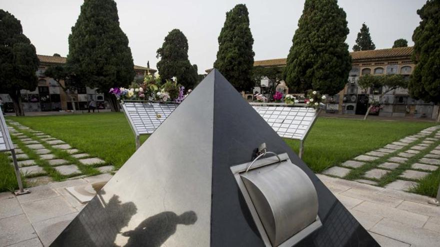 De Objetos Perdidos al Cementerio General