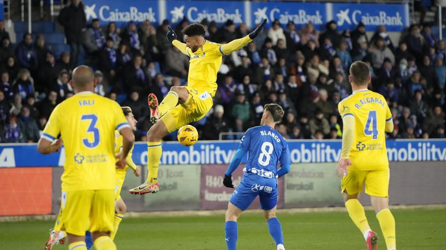 La UMH de Elche lleva la inteligencia artificial al Cádiz CF