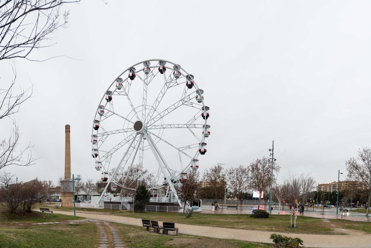 La noria de Zaragoza tendrá que ser desmontada.