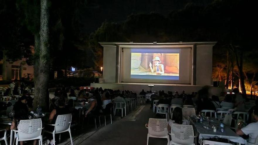 Riba-roja de Túria repartirá más de 2000 helados gratis a los asistentes de Cinema d'Estiu