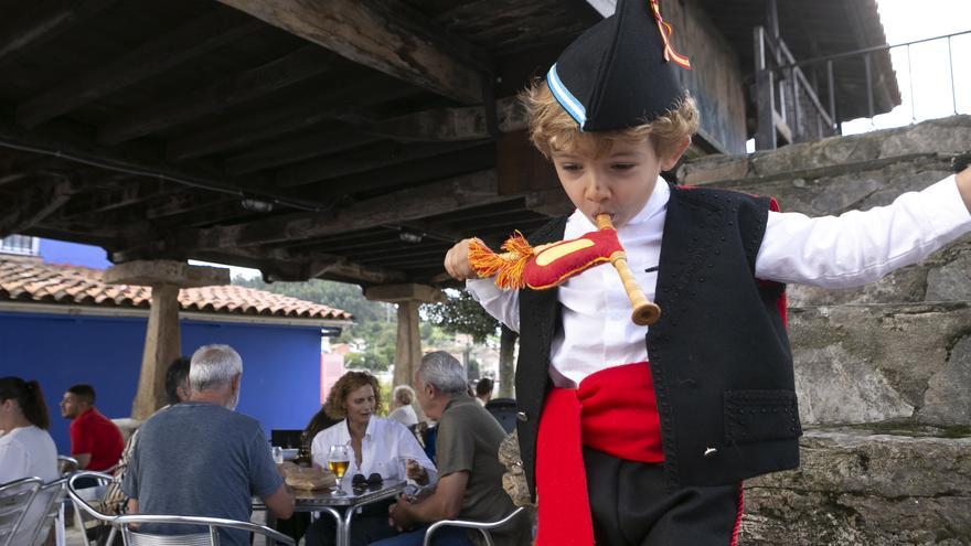 Concurso de escanciado, mercadillo y mucha fiesta: así se vive el Día de Asturias en Corvera