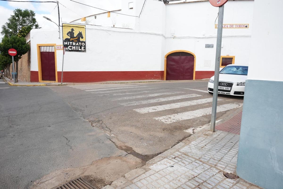 La calle de Olivenza en la que se produjo el apuñalamiento.
