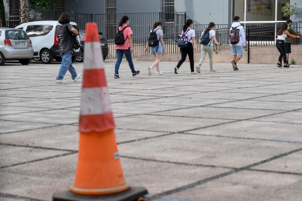 Vuelta al cole de los alumnos de Secundaria