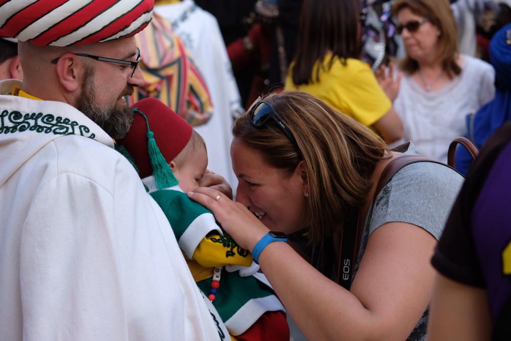 Desaparecida hace décadas. La comparsa mora, ausente en el último siglo, regresó por un día con el jefe de los «Moro Vells» al mando