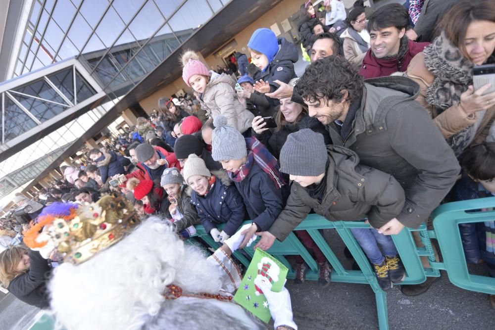 Avilés se rinde a los Reyes Magos