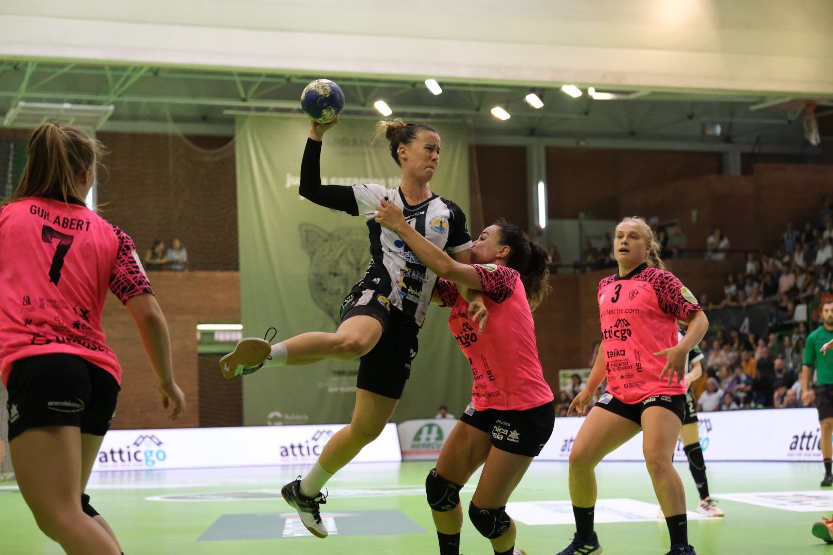 Segundo partido del play off final de la Liga Guerreras Iberdrola: Balonmano Costa del Sol - CBM Elche