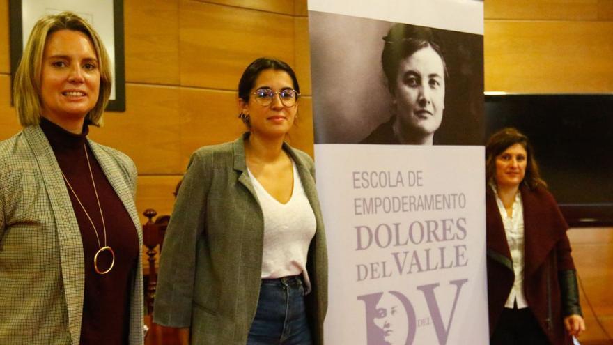 Presentación de la Escola de Empoderamento Dolores del Valle en Cambados.