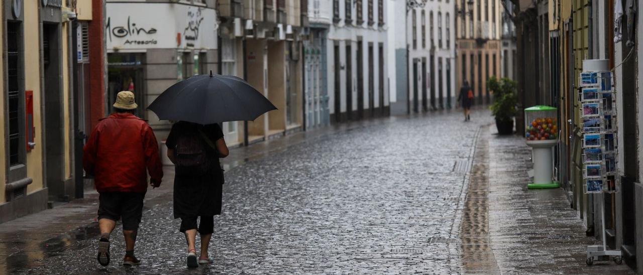 Imagen de lluvia del casco histórico de Santa Cruz de La Palma . |