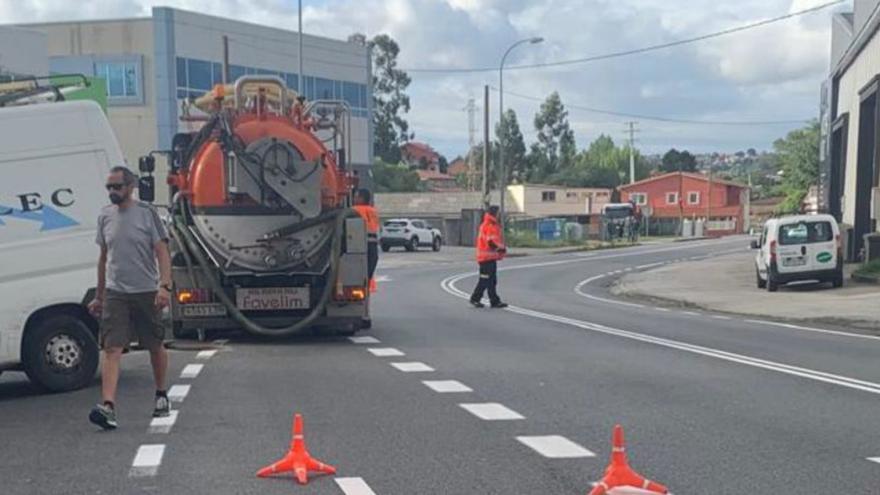 Hallado un vertido industrial cerca del río Mero en A Telva