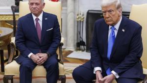 El rey Abdalá II de Jordania y el presidente de EEUU, Donald Trump, durante su reunión de este martes en la Casa Blanca.