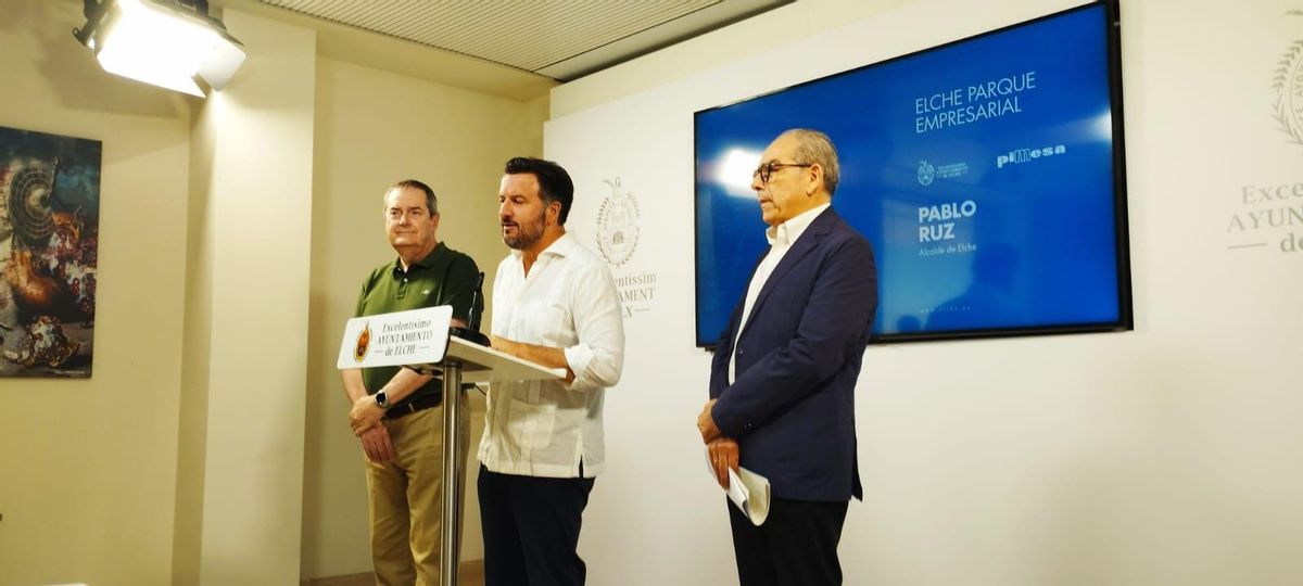 Antonio Martínez, Pablo Ruz y Francisco Soler, este viernes en Elche