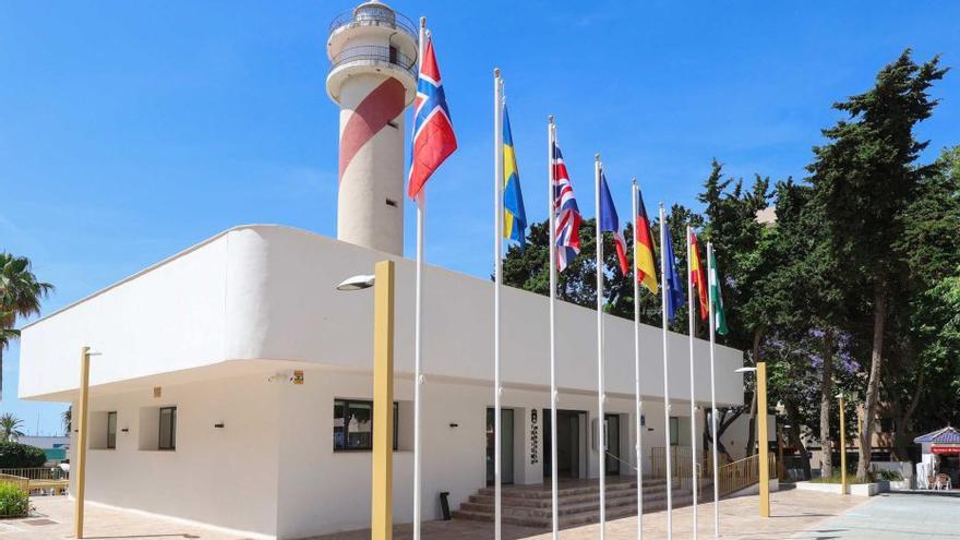 Las cuatro oficinas de turismo de Marbella obtienen certificaciones de calidad y sostenibilidad turística