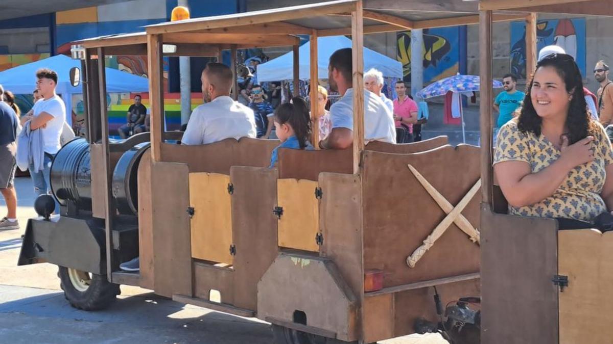 El tren turístico que estuvo en la feria en la alameda.   | // FDV