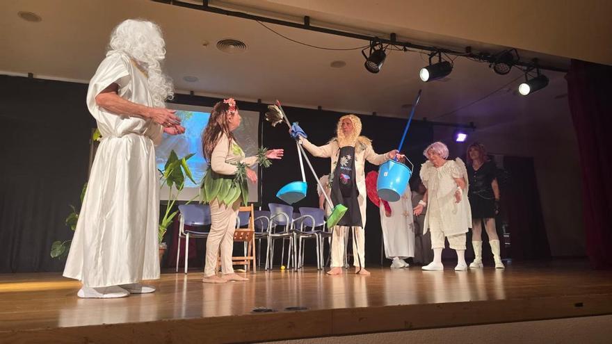 El Grupo de Teatro 3ª Edad representó “Un nuevo Paraíso” en Polop
