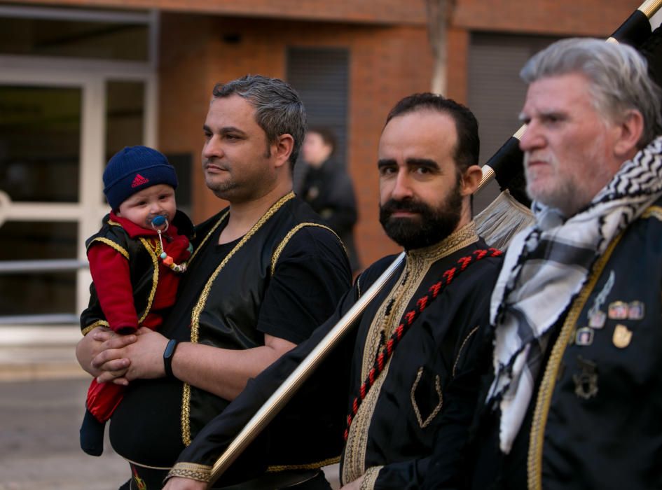 Los Moros y Cristianos de Altozano celebran su Mig Any