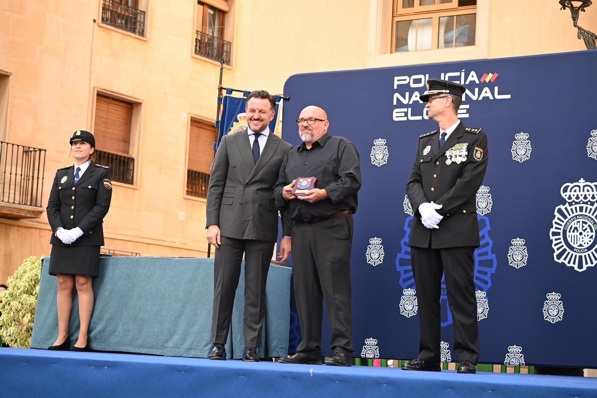 La Policía Nacional de Elche celebre el día de su patrón