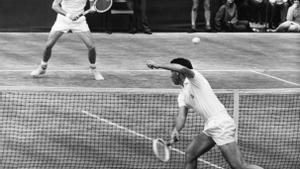 Mor Ralston, rival de Santana a la final de Wimbledon