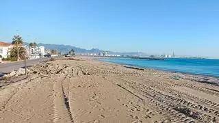 Arrecian las quejas por olores en la playa de Almassora