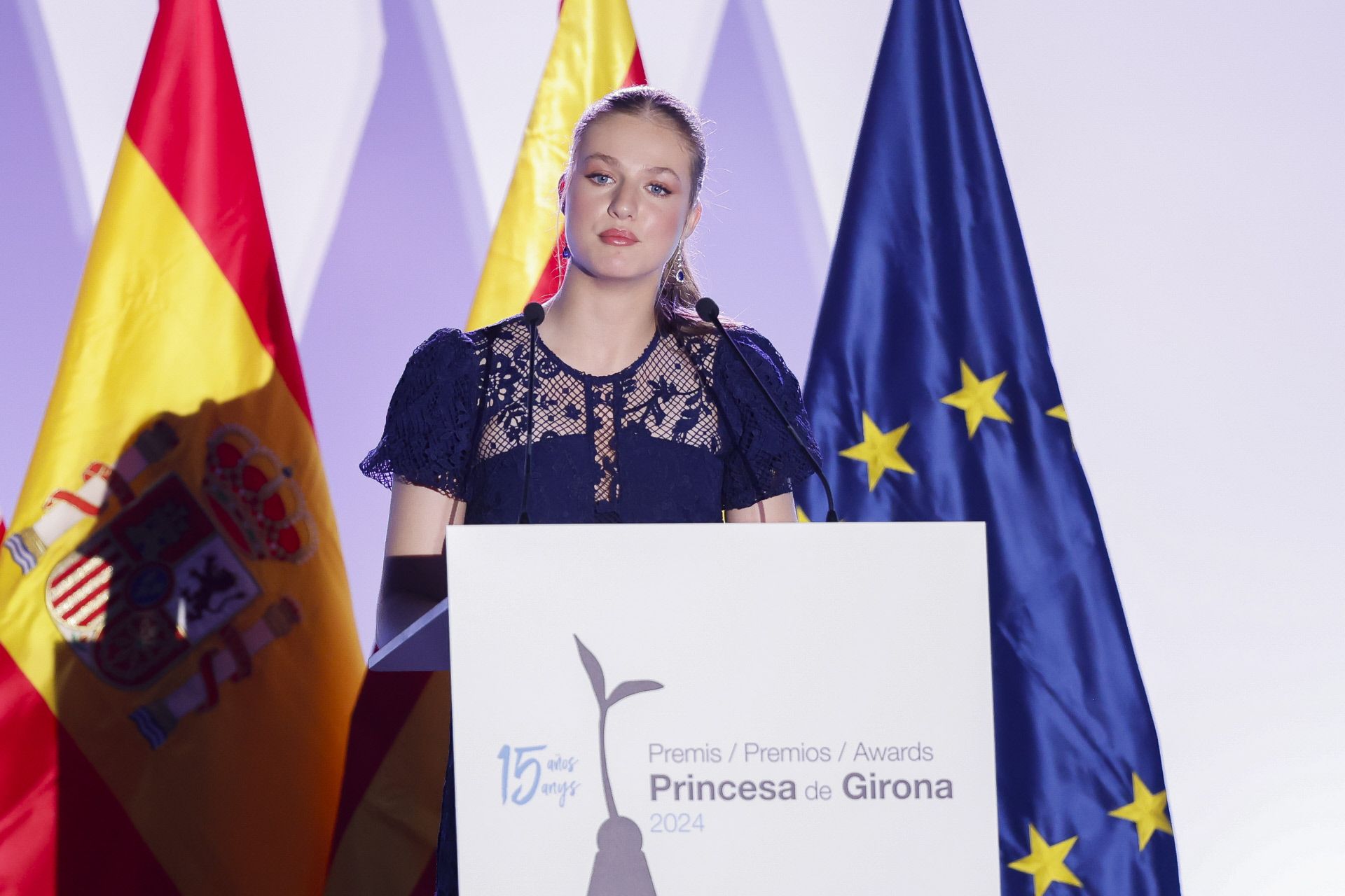 La princesa Leonor dando su discurso en los Premios Princesa de Girona 2024