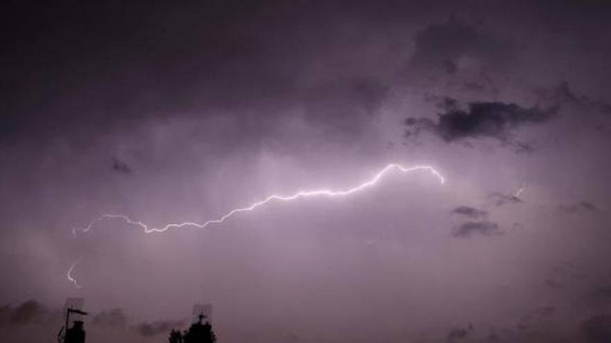 Tormenta eléctrica.