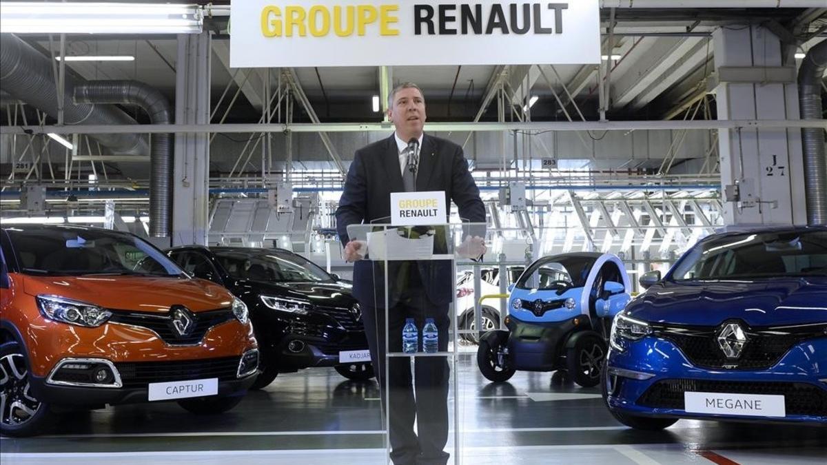 El director de Fabricación y Logística del grupo Renault y presidente de la filial en España, José Vicente de los Mozos, en la fábrica de Valladolid.