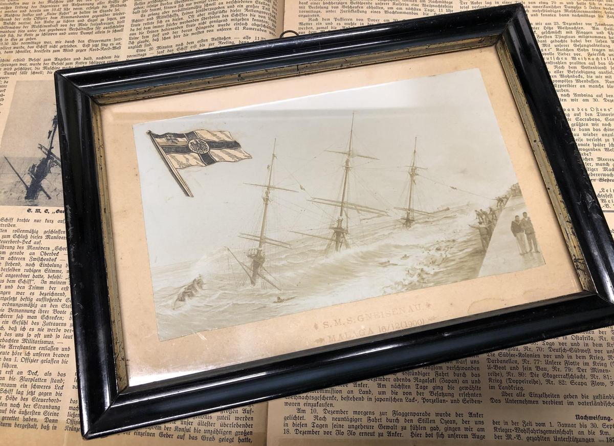 La fotografía de la corbeta Gneisenau que colgaba en casa de Fritz Hancker.