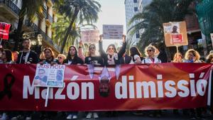 Mazón, en descomposició