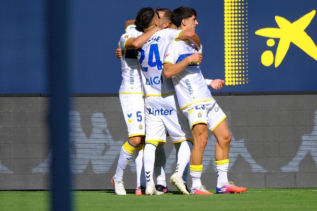 El Cádiz - UD Las Palmas, en imágenes