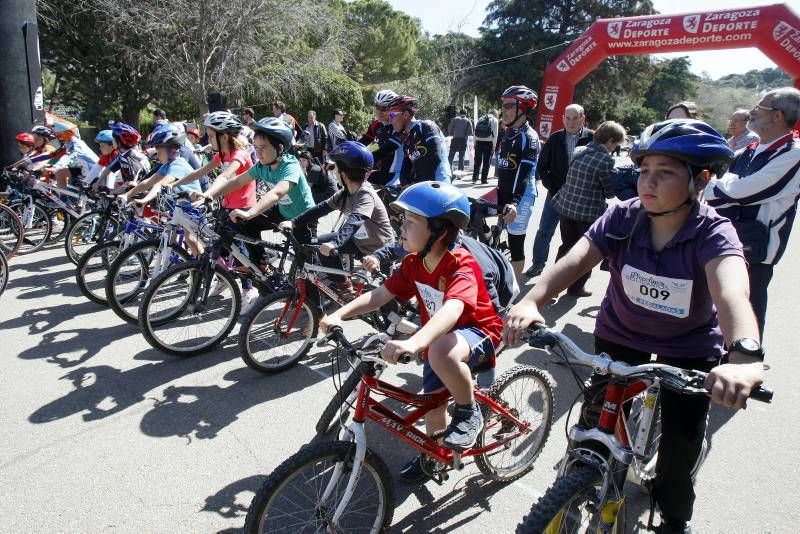 Fotogalería de la charla de Alberto Contador a niños en Zaragoza