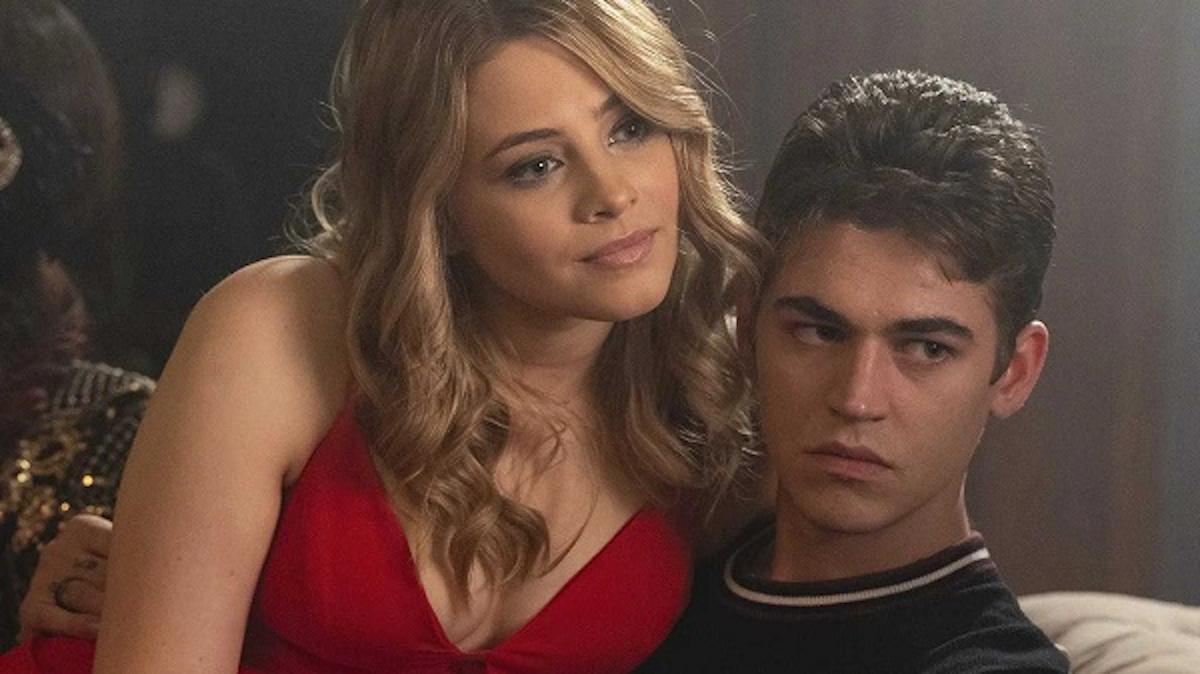 Josephine Langford y Hero Fiennes Tiffin, en 'After'