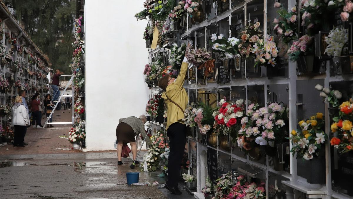 La cita con los cementerios cordobeses regresa a la normalidad tras 3 años de restricciones