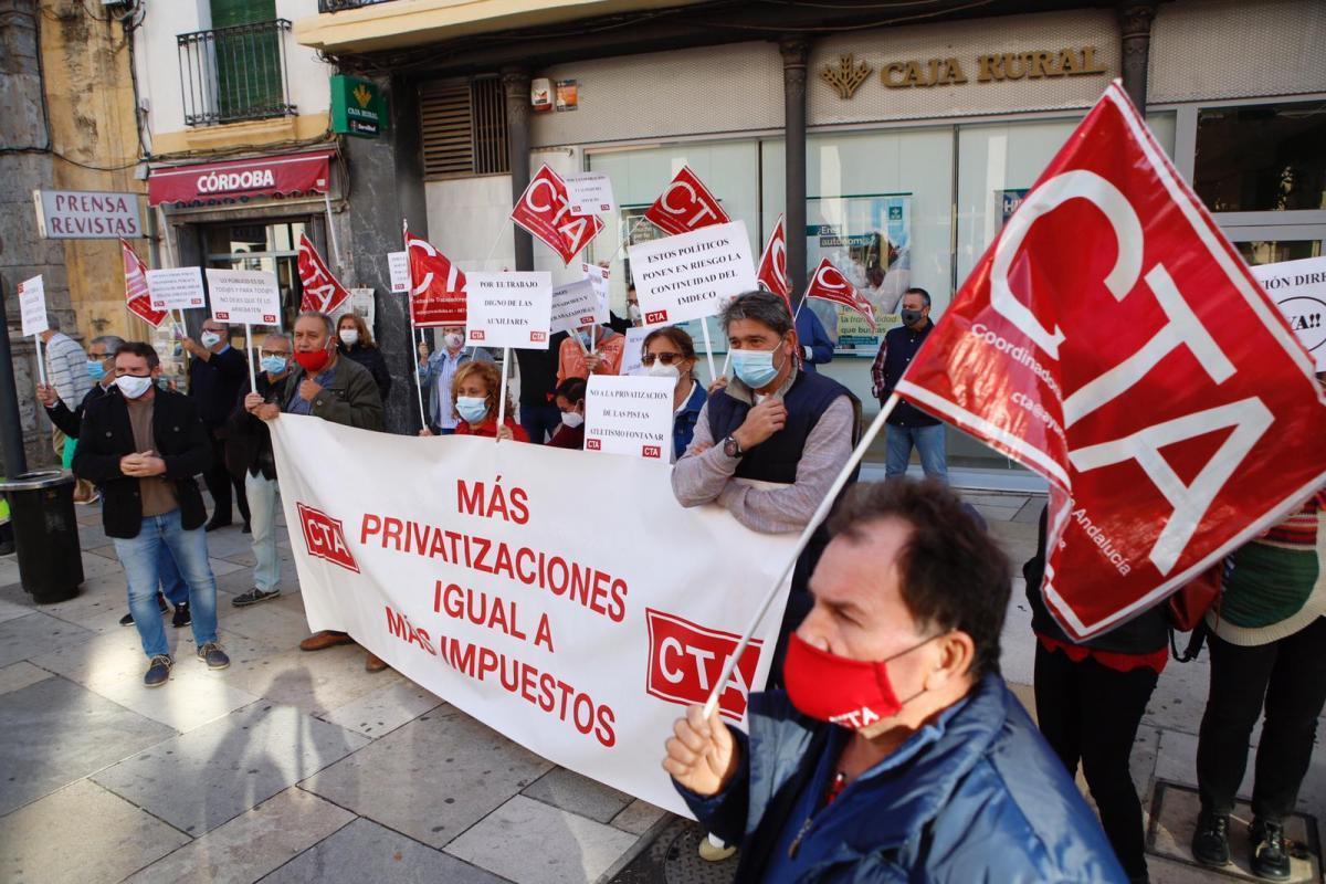 CTA amenaza con una huelga general por la situación de las empresas municipales