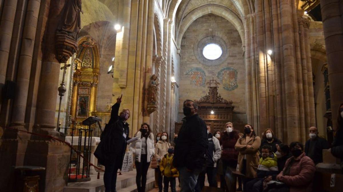 Visita guiada a la iglesia de Santa María del Azogue, de Benavente. | E. P.