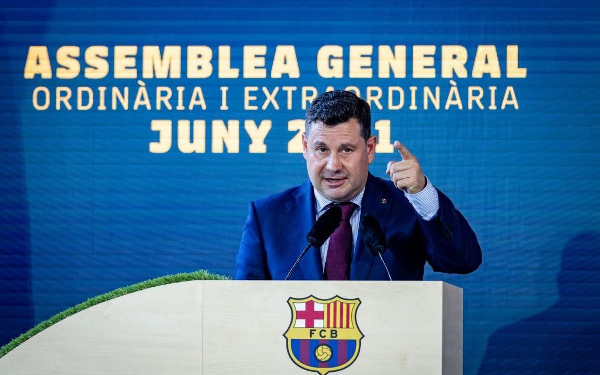 Eduard Romeu, el vicepresidente económico del Barça, en la asamblea de compromisarios en el Camp Nou.