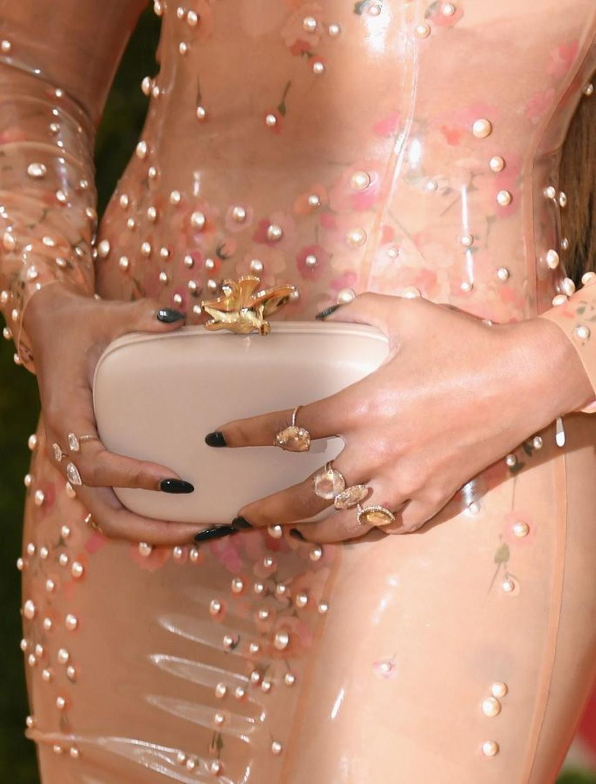 El vestido de látex y perlas que llevó Beyoncé en la Gala Met 2016