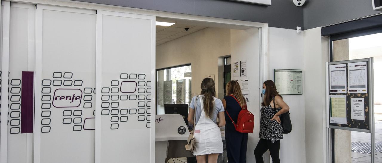 Espacio de información de la nueva estación de ferrocarril.