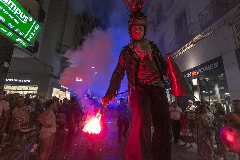 Fotogalería/ El Circo toma la calle.