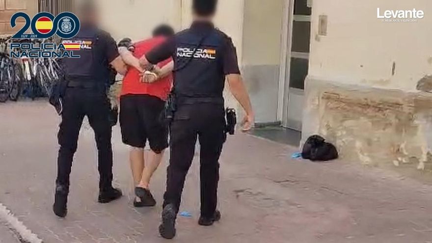 Detenido por propinarle un puñetazo en un ojo a un sintecho y hacerle perder la visión