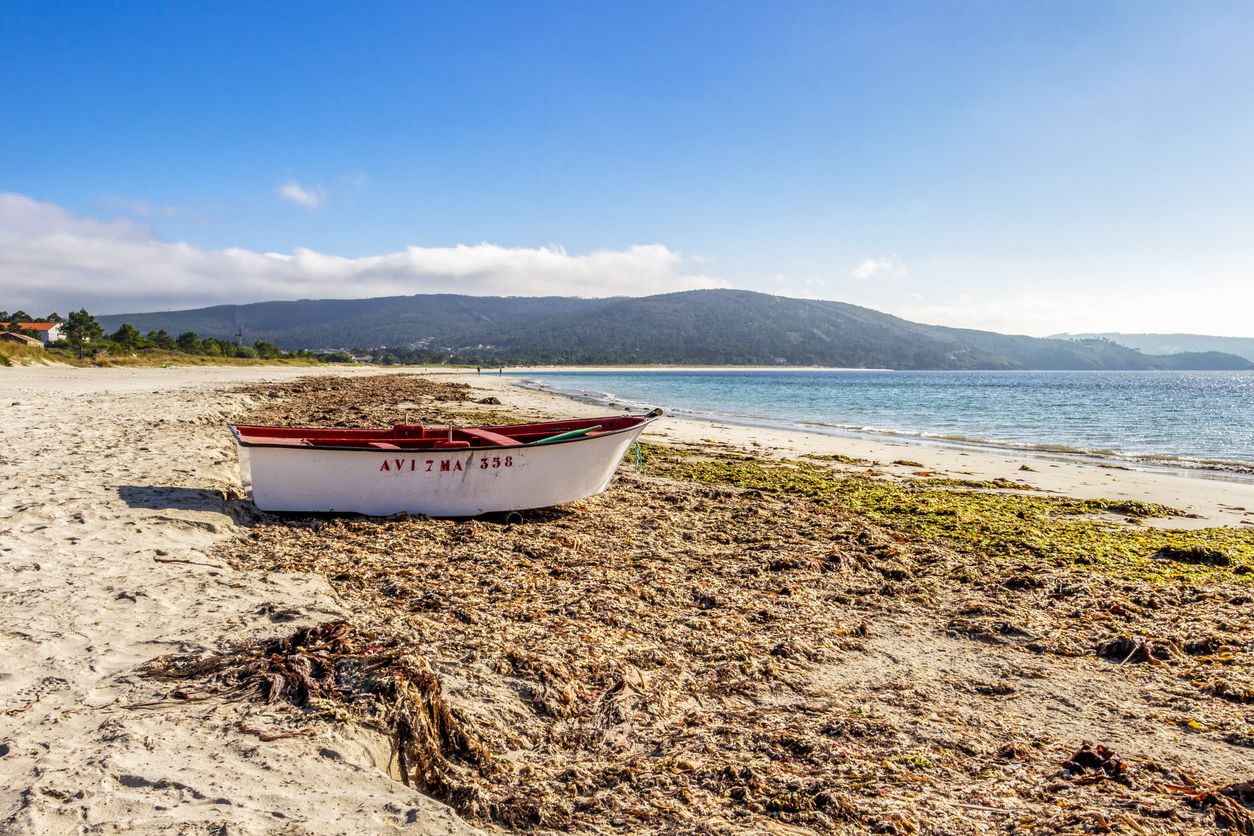 Una playa de Fisterra, A Coruña, Galicia