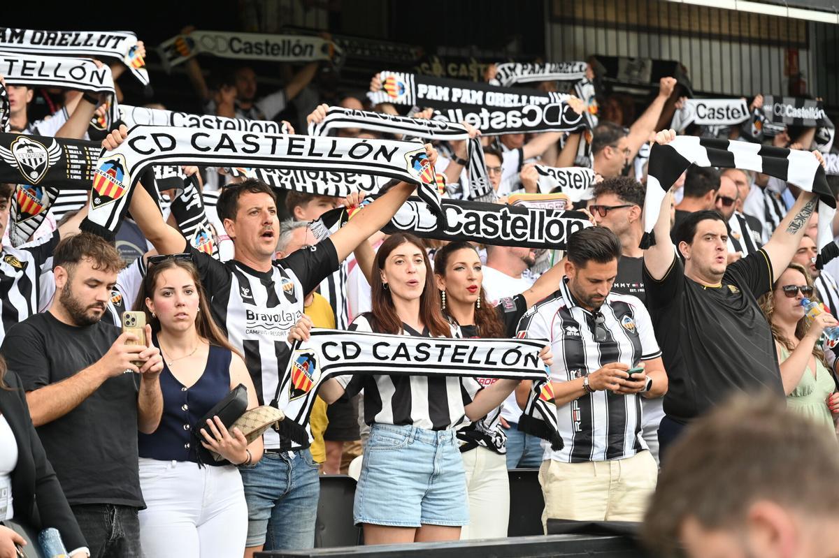 La afición albinegra, protagonista dentro y fuera del SkyFi Castalia